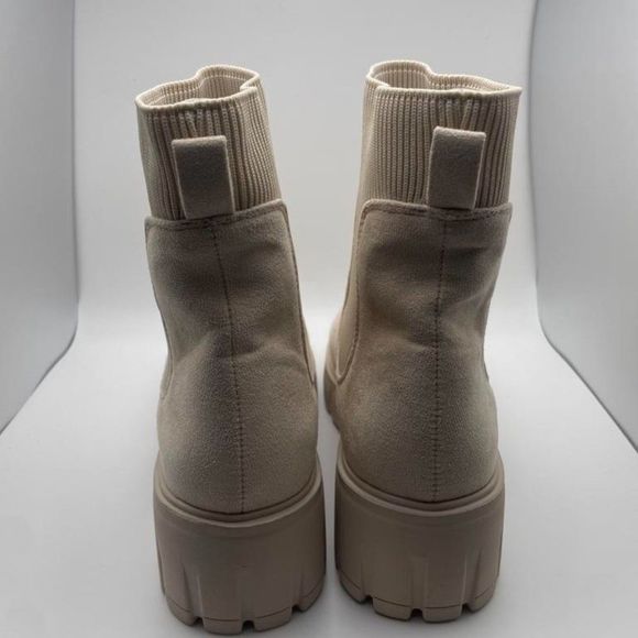 CUSHIONAIRE Women's STRETCH slip on Chelsea boot CREAM 9 - Picture 4 of 6